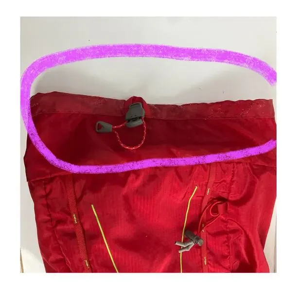 REI Daypack Red Gray FLASH 22 Backpack Hike Camp Lightweight Commuting Travel - Picture 7 of 11